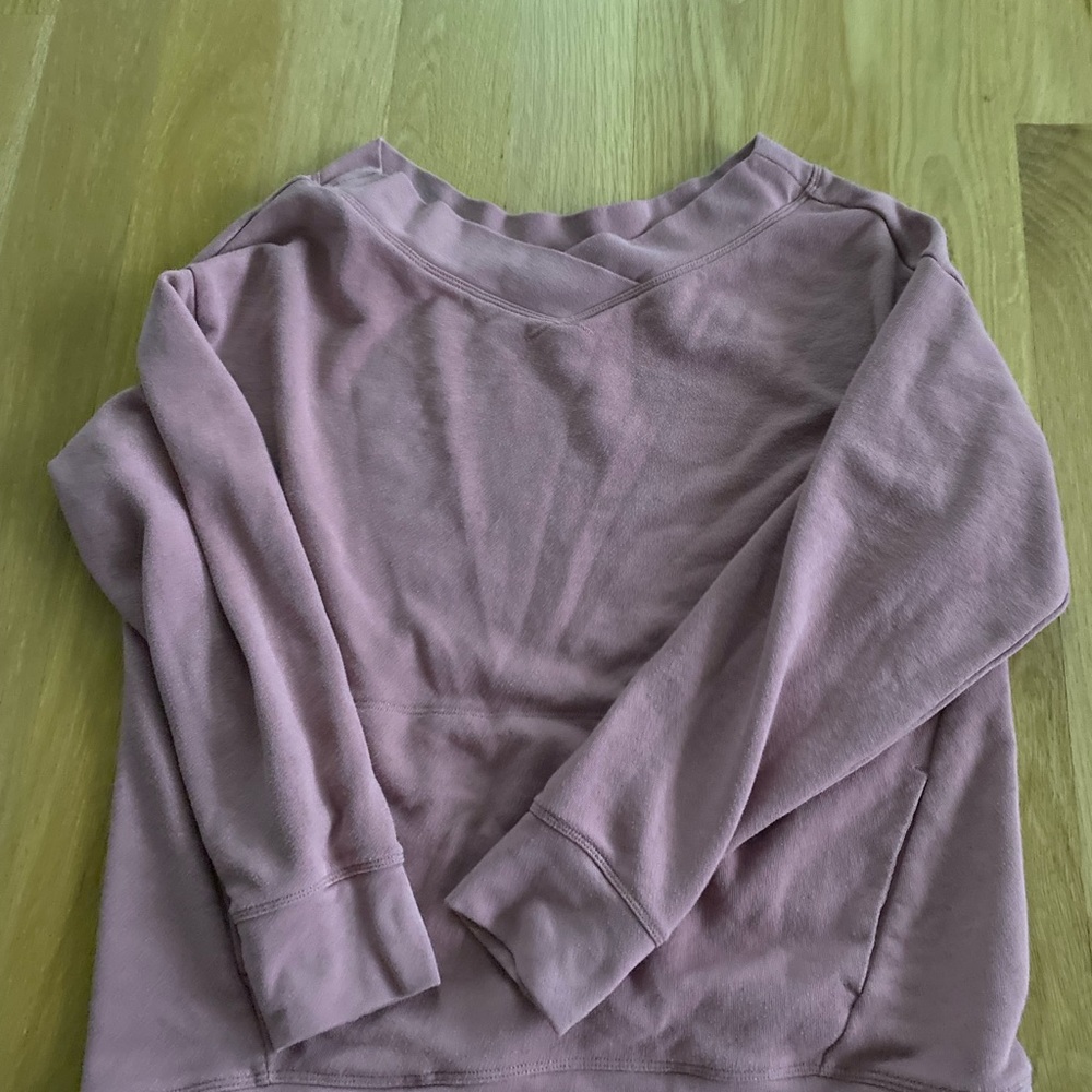 Fabletics sweater